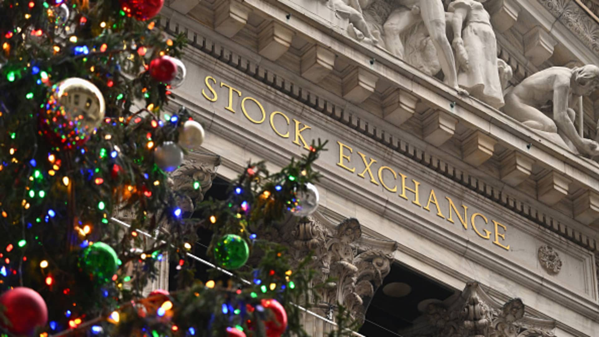 Santa Claus Rally: Buckle Up and Ride the Market's Rebound