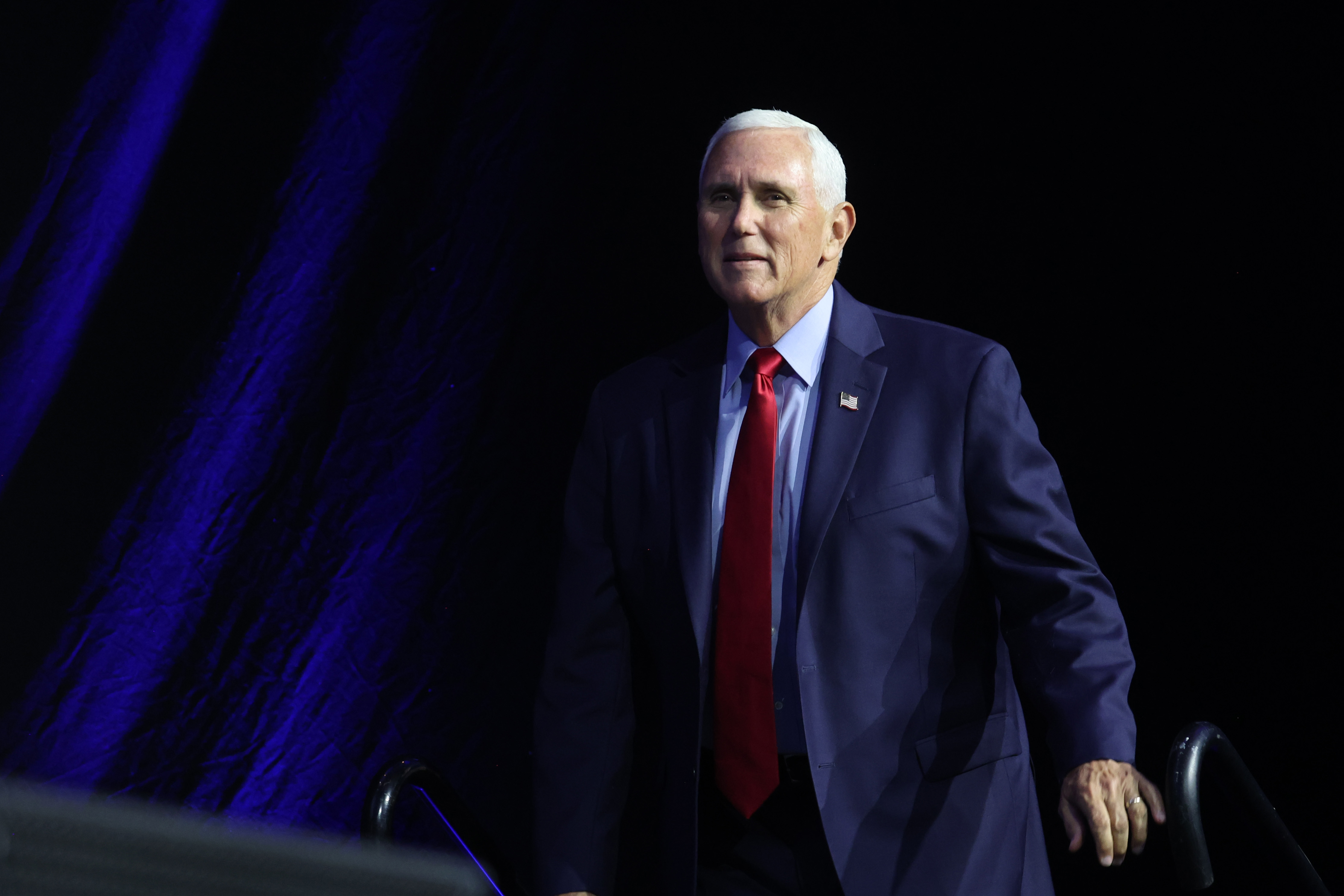 Pence's Lackluster Fundraising Raises Concerns for 2024 Bid