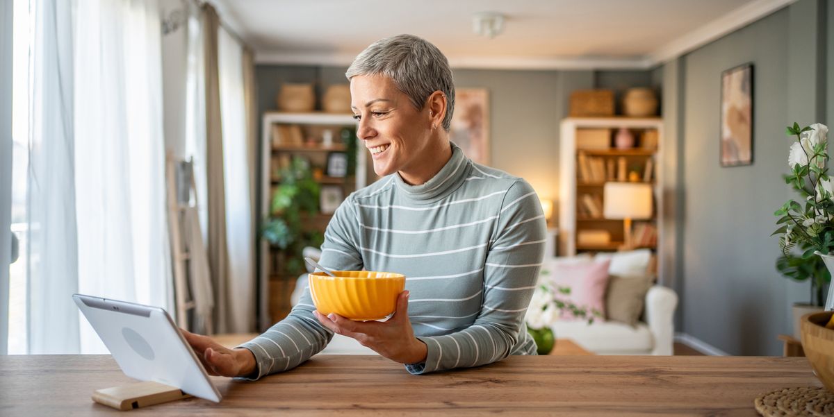 Featured image for Dermatologist Recommends Top Food for Radiant Skin