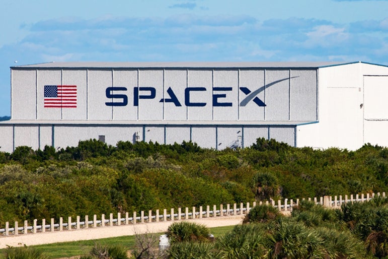 SpaceX Expands Starlink Fleet and Capacity, While Amazon's Launch Faces Delay