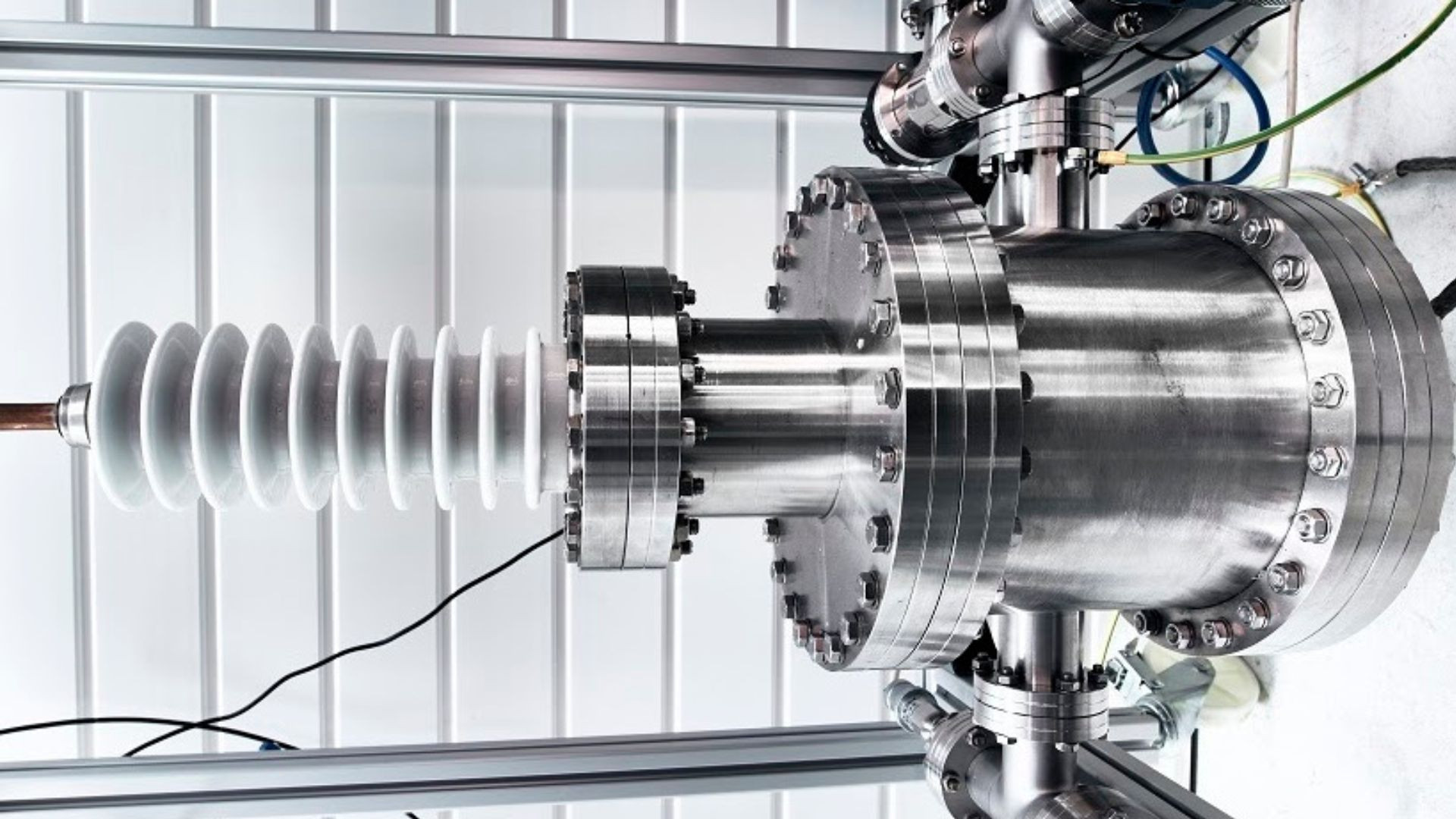 Featured image for UK Startup's Astral Fusion Reactor Revolutionizes Nuclear Medicine for Cancer Treatment