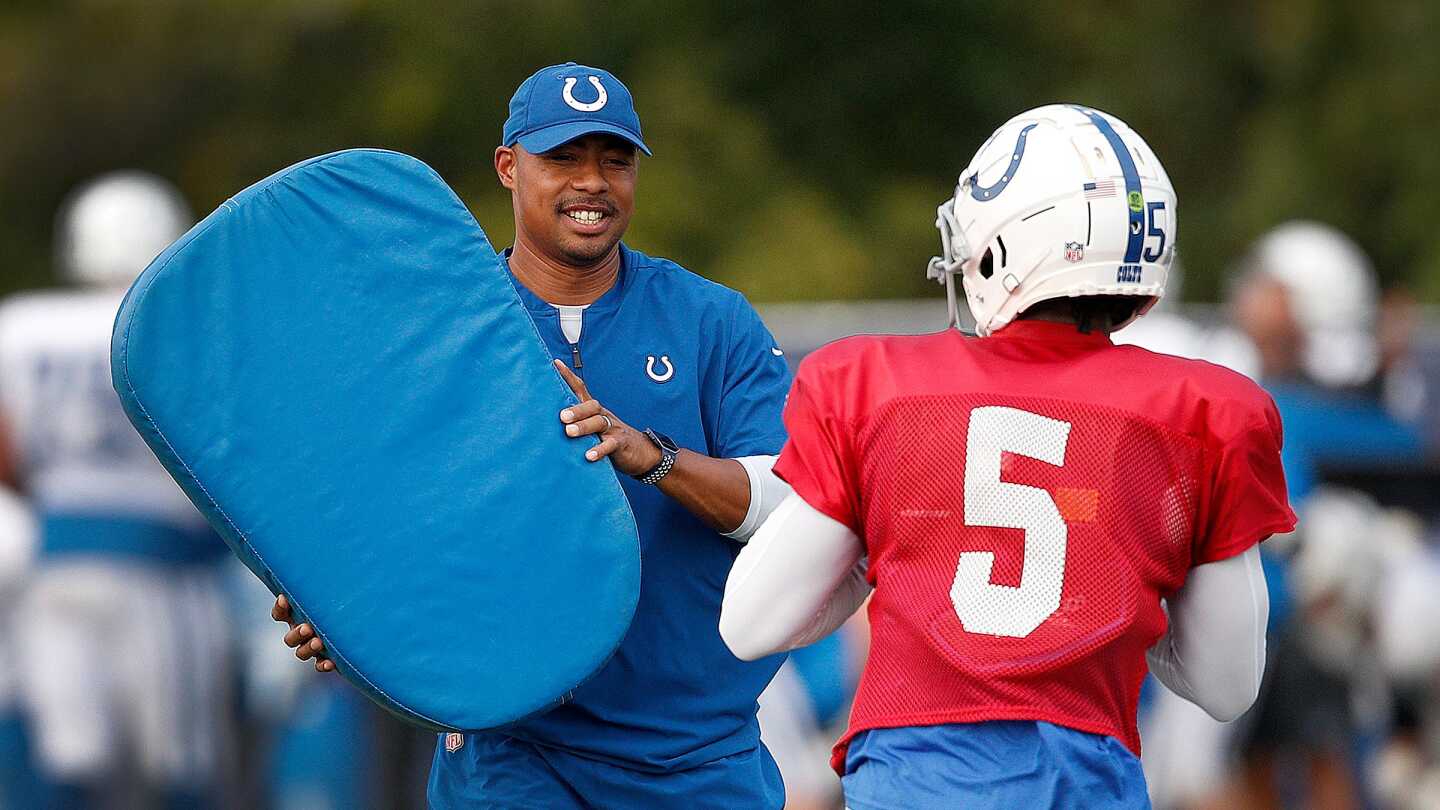"Bears Targeting Marcus Brady for Offensive Coordinator Position"