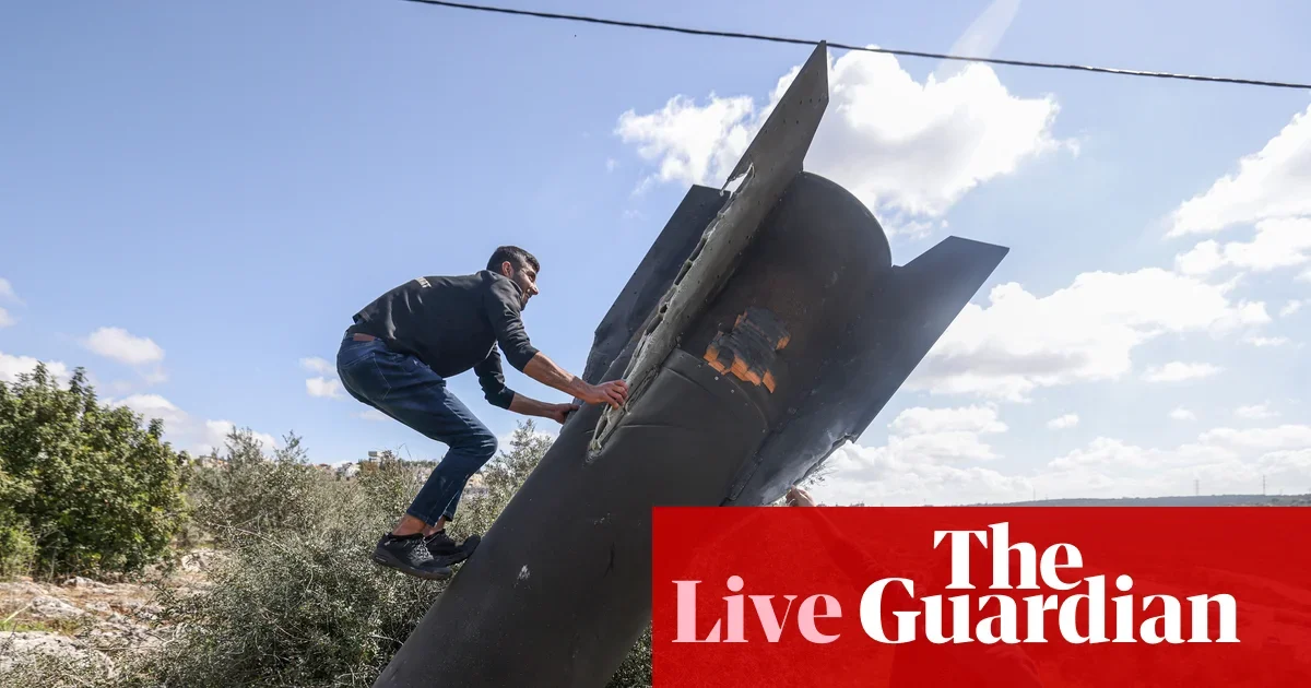 Pakistan Emerges as Possible Bridge in Widening US-Iran Conflict