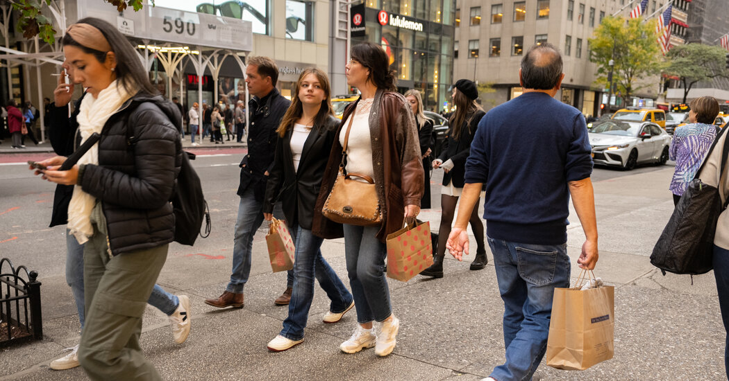 US Inflation Eases in October as Consumer Spending Cools