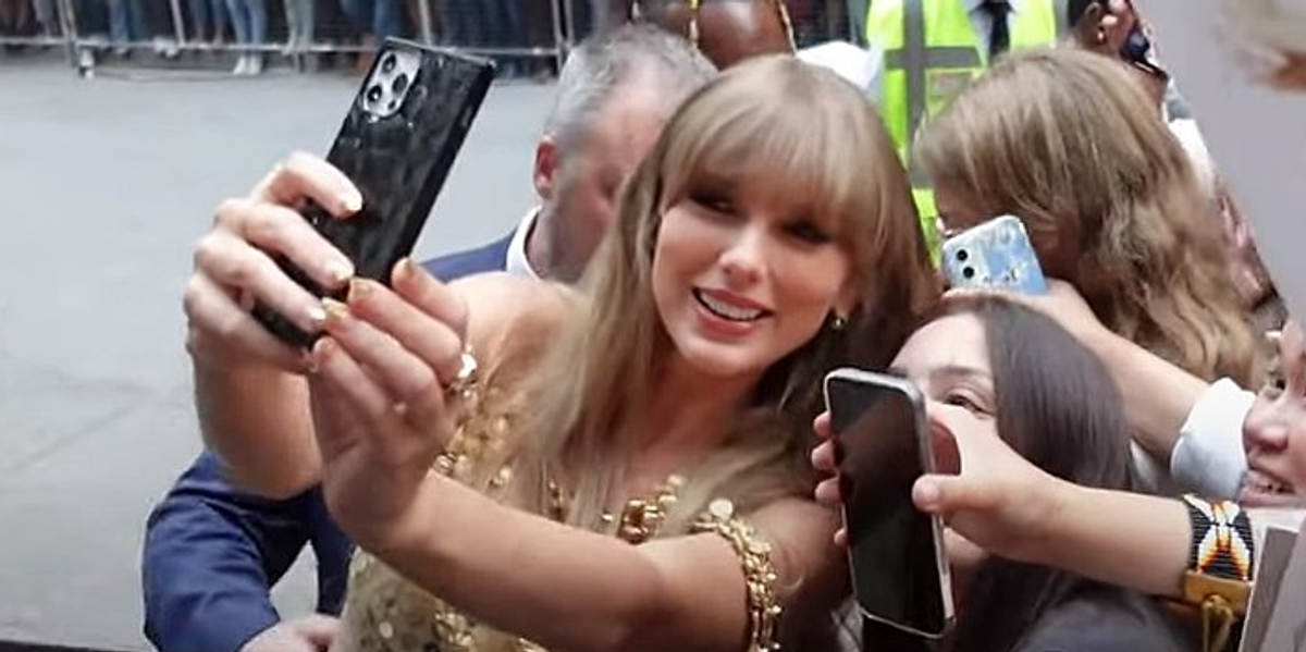 Featured image for Merriam-Webster's 2023 Word of the Year Reflects Today's World of Misinformation and AI Deception