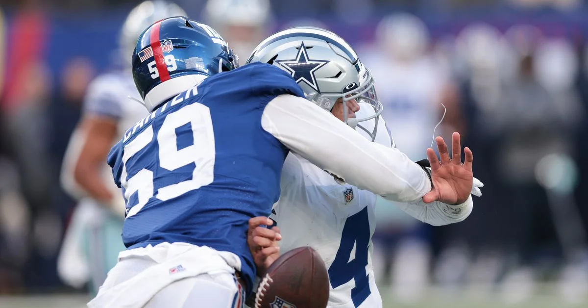 "Expert Football Writers Predict NFL Game Outcomes for Week 10, 2023"