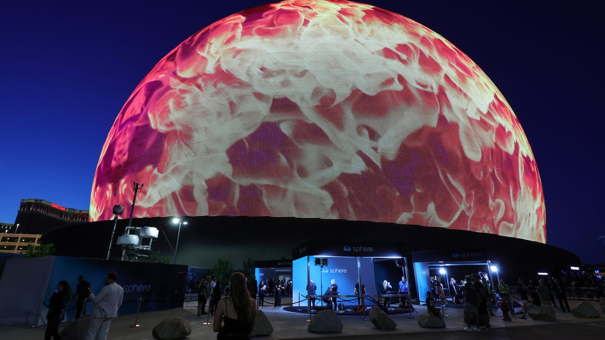 Featured image for Las Vegas Sphere Faces Massive Financial Losses and Uncertain Future