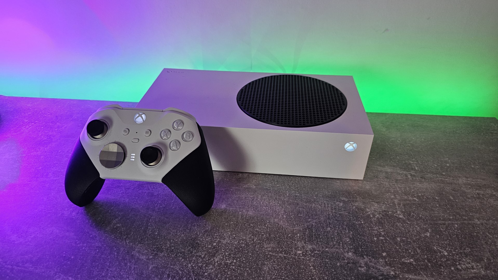 Featured image for Xbox Hardware Architect Celebrates Xbox Series X|S Success and Future Plans