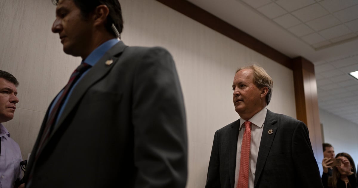Featured image for "Texas AG Ken Paxton Strikes Deal to Drop Felony Securities Fraud Charges"