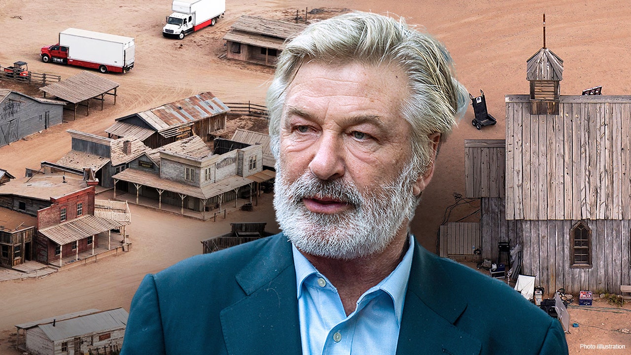 "Alec Baldwin Pleads Not Guilty in 'Rust' Film Set Shooting Case"