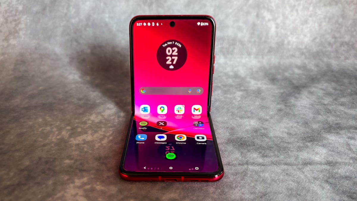 Featured image for "Motorola Razr Plus: 5 Months Later, Still Impressive"