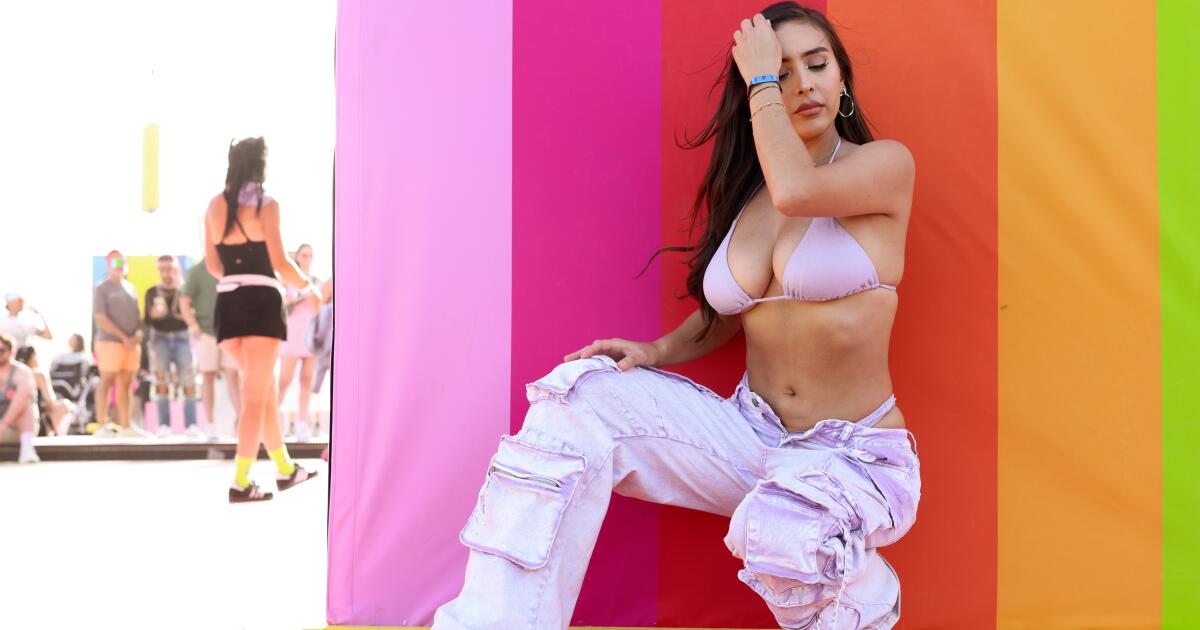 "Coachella 2024: Celebrity Fashion Highlights and Star Sightings"