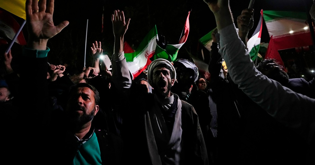 "Israel's Response to Iran's Missile Attack: Assessing Potential Fallout"