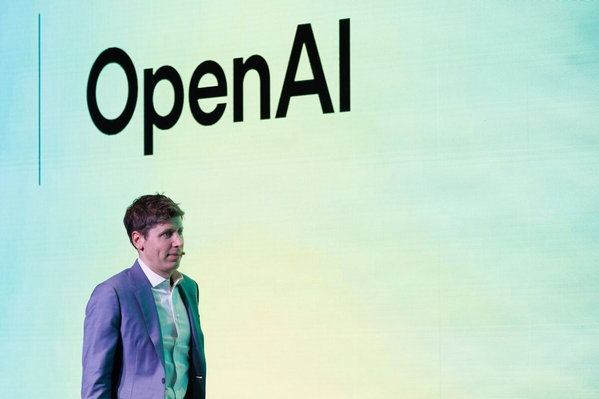Featured image for OpenAI Unveils GPT-5, Elevating AI Coding and Writing Capabilities