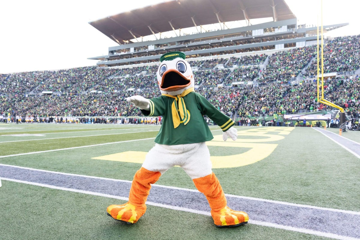 Featured image for College Football Playoff's Top Home-Field Advantage Revealed by Numbers