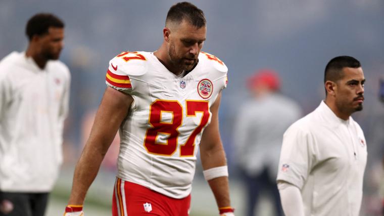 Travis Kelce Takes Responsibility for Xavier Worthy's Shoulder Injury