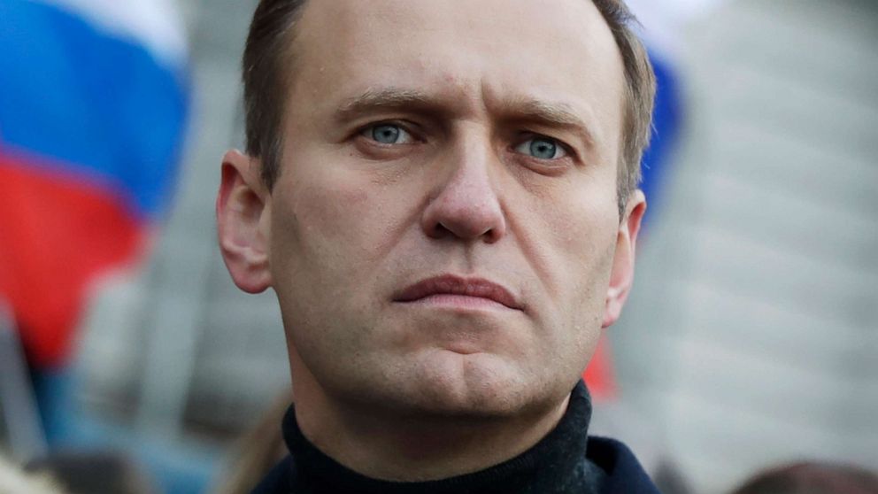 US Imposes Sanctions on 4 Russians Linked to Navalny Poisoning