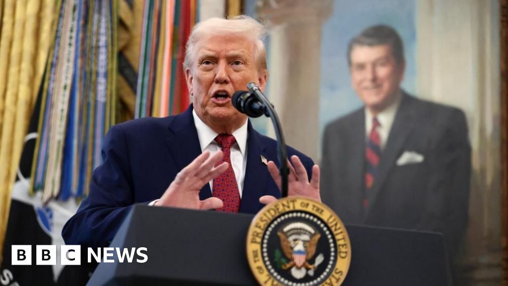 Featured image for Trump broadens US travel ban to include Syria and more countries