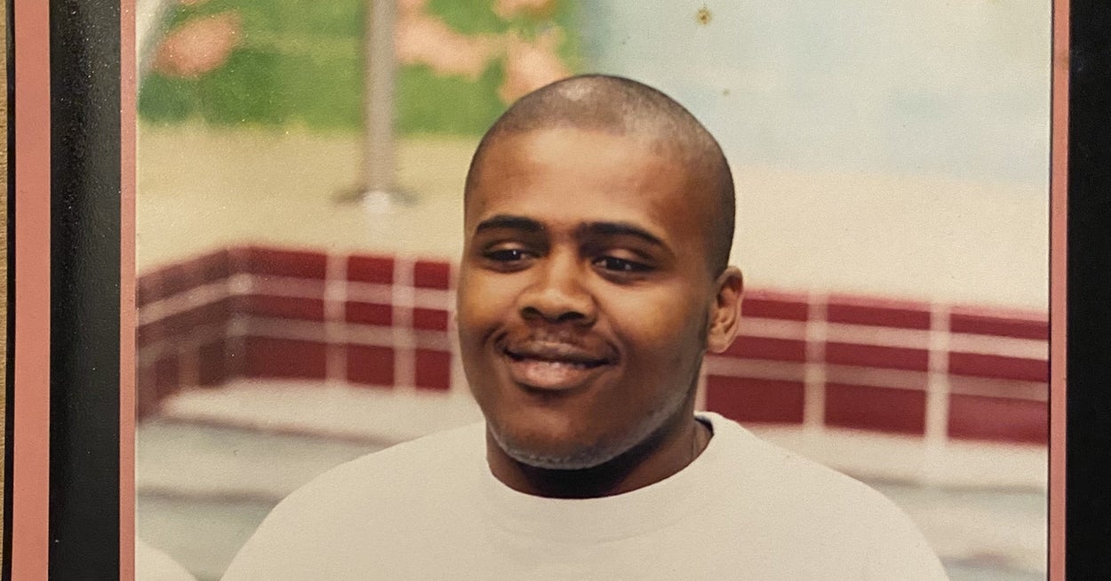 Featured image for Family Demands Investigation After Man Dies From Bed Bug Infestation in Atlanta Jail