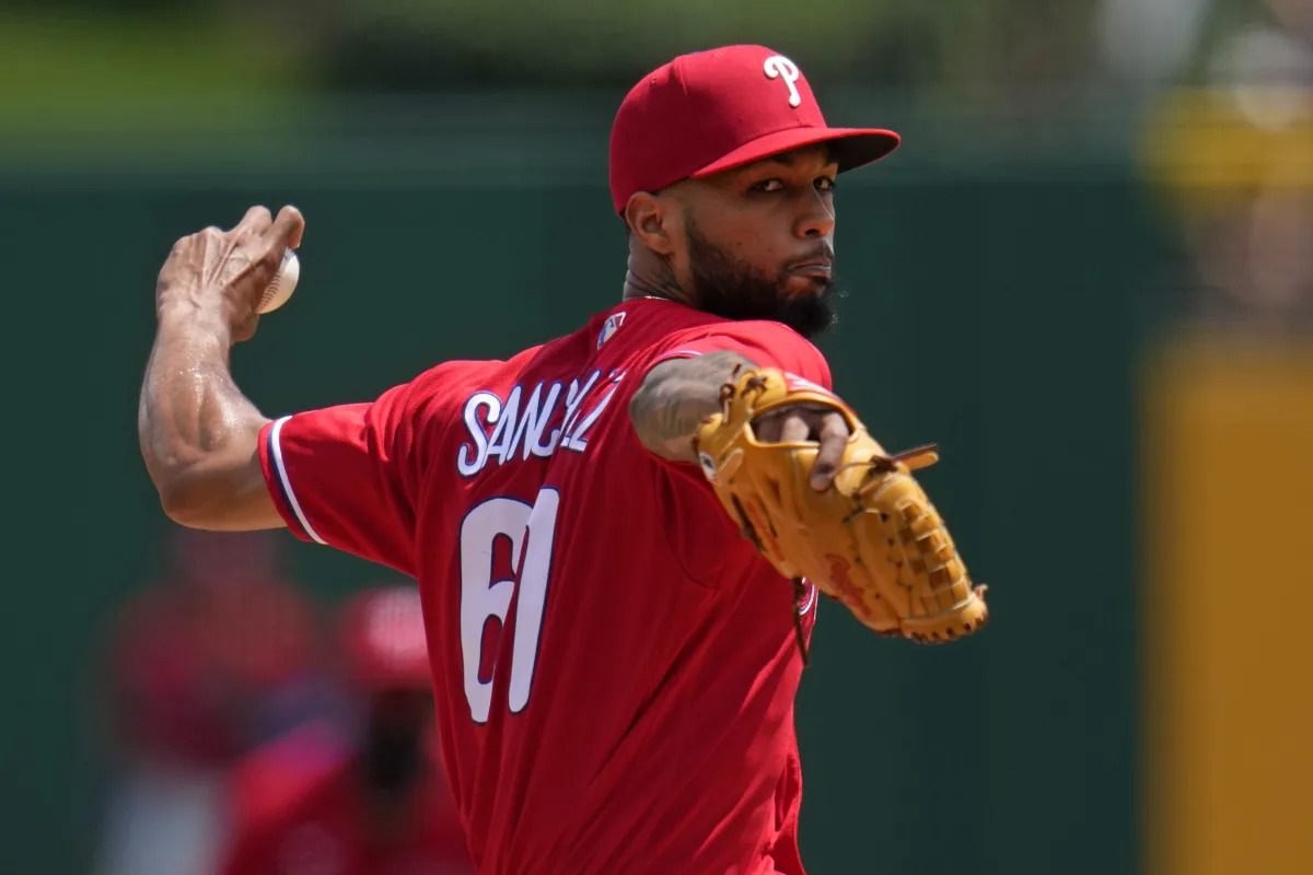 Featured image for "Fantasy Baseball: Top pickups, rankings, and prospects for a winning weekend"