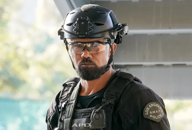 Featured image for S.W.A.T. Exiles Spinoff Reveals Full Cast and Returning Stars