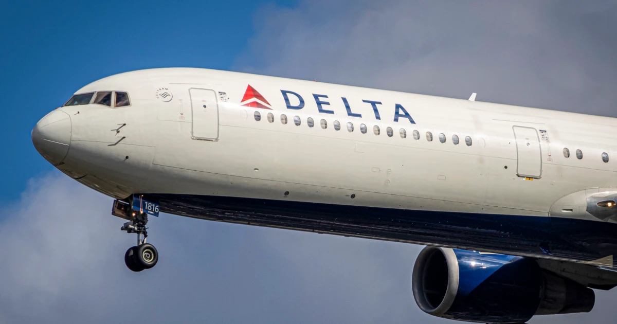 Stowaway Evades JFK Security, Lands in Paris on Delta Flight