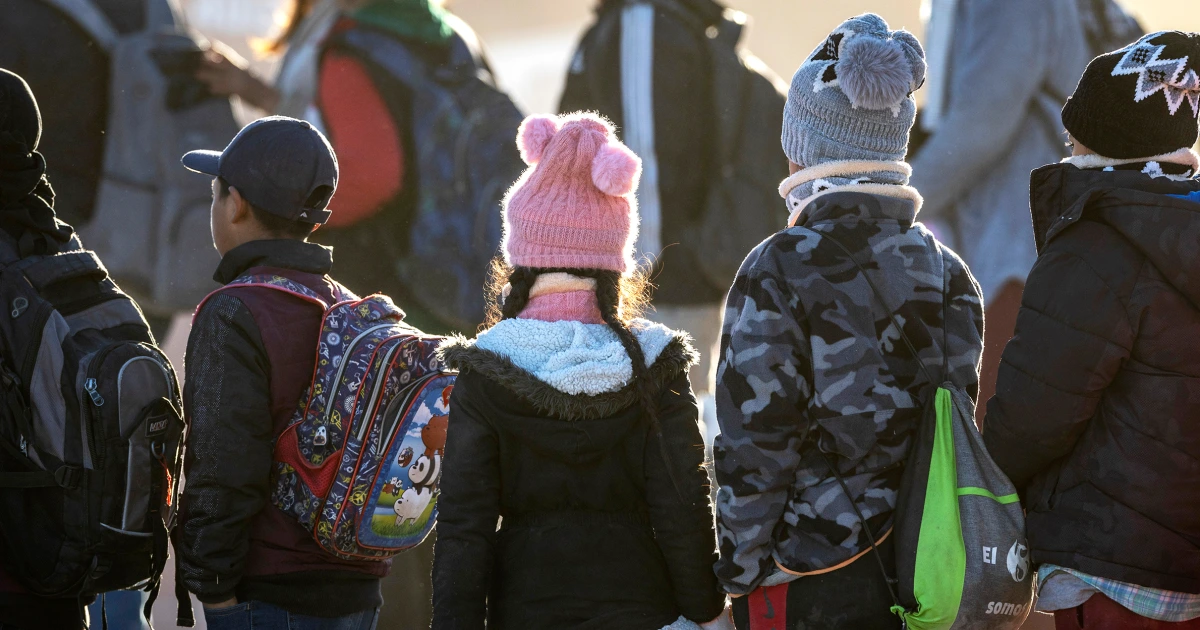 Featured image for U.S. Offers Money to Unaccompanied Migrant Teens for Voluntary Departure