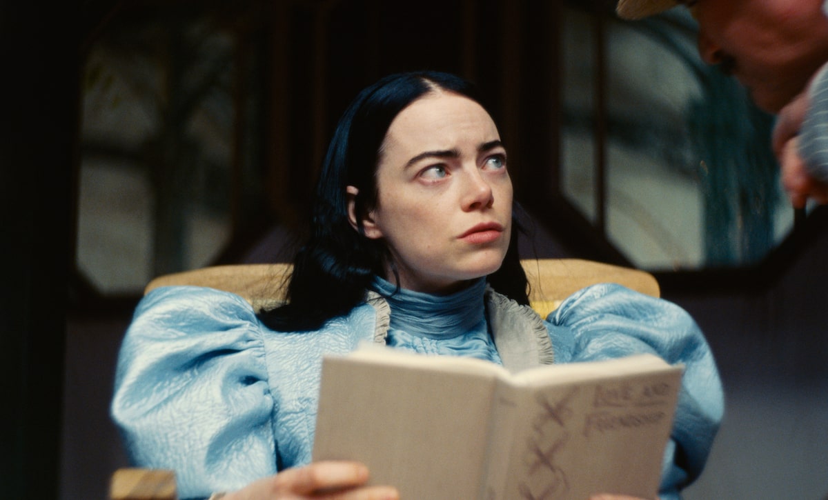 "Poor Things: Emma Stone's Rich Performance Shines in Twisted and Original Satire"