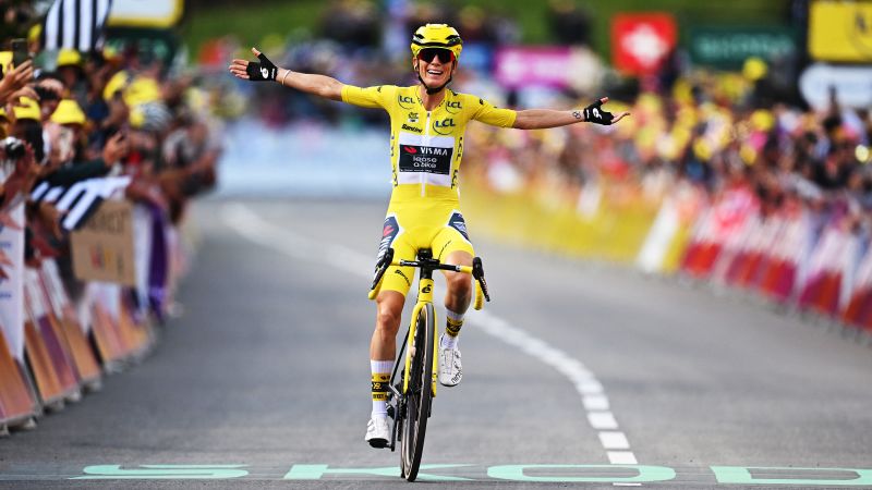 Featured image for Pauline Ferrand-Prévot Clinches First French Win at Tour de France Femmes