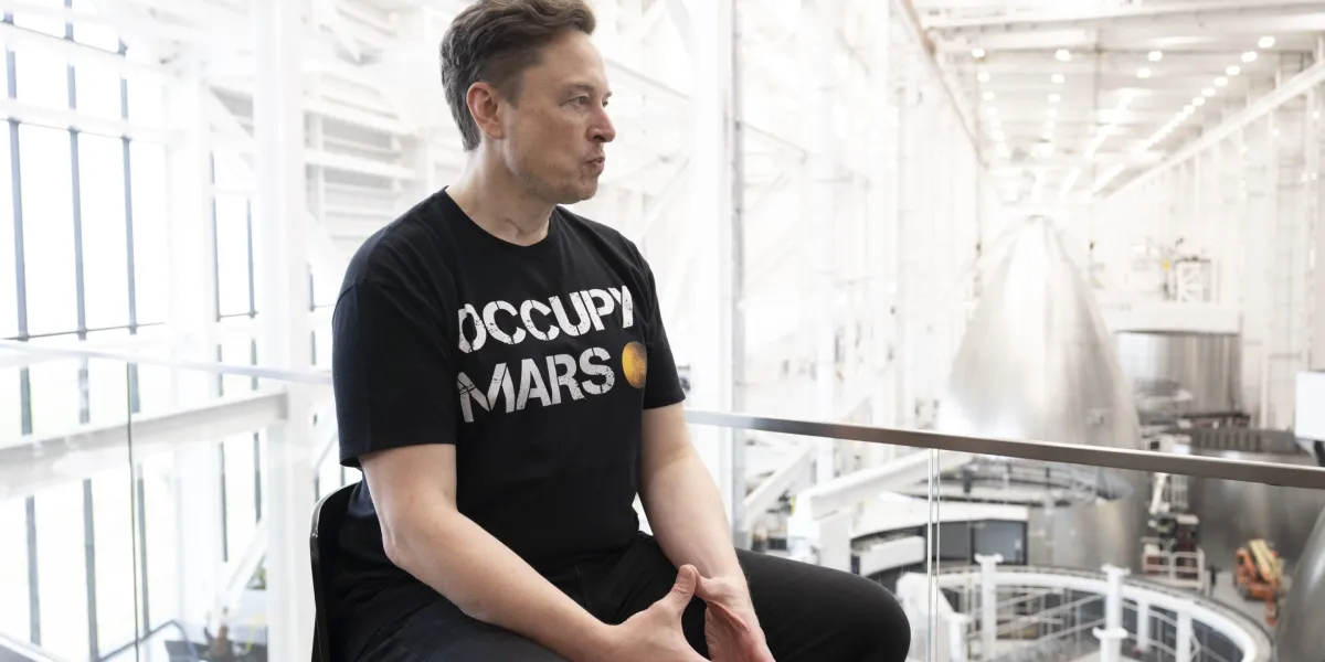 Featured image for Analysts Link Elon Musk's DOGE Layoffs to End of Last Three Years' Recession