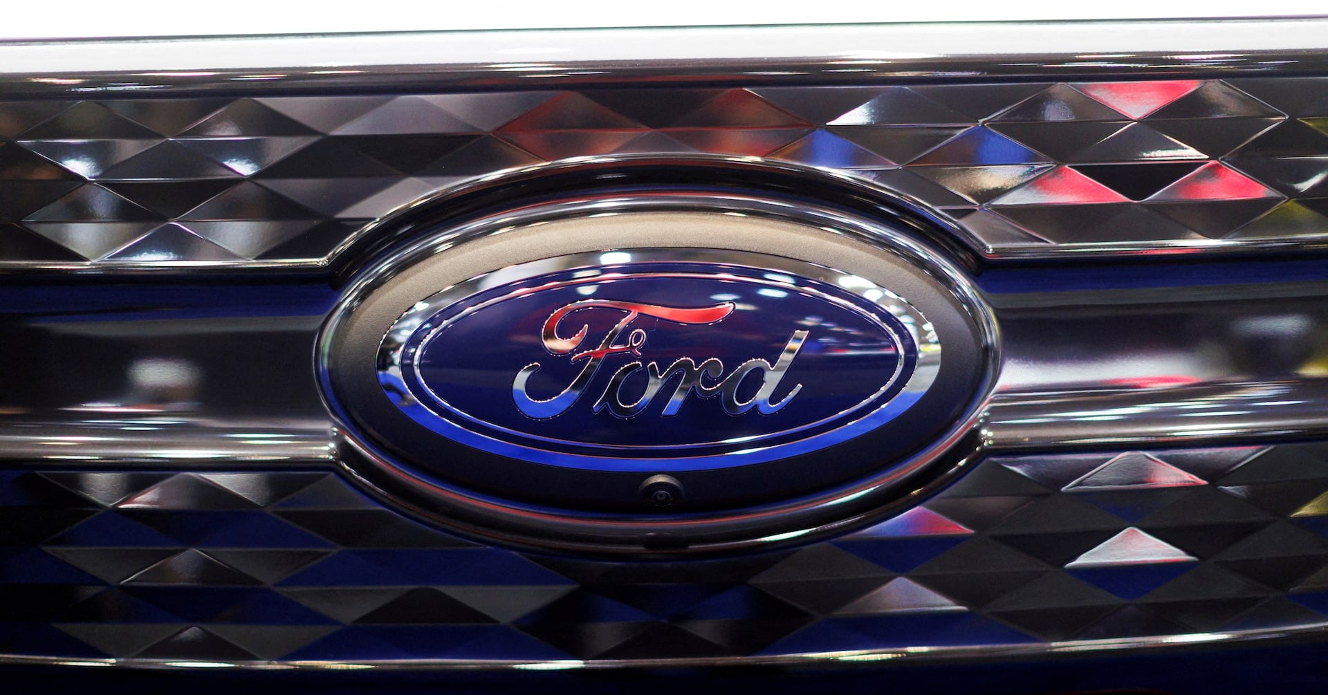 Featured image for "Ford Recalls 450K+ Vehicles for Drive Power Loss"