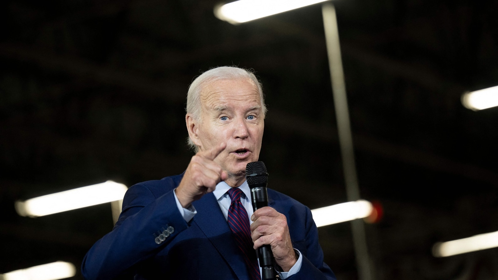 Featured image for Joe Biden Proudly Acknowledges 7th Grandchild