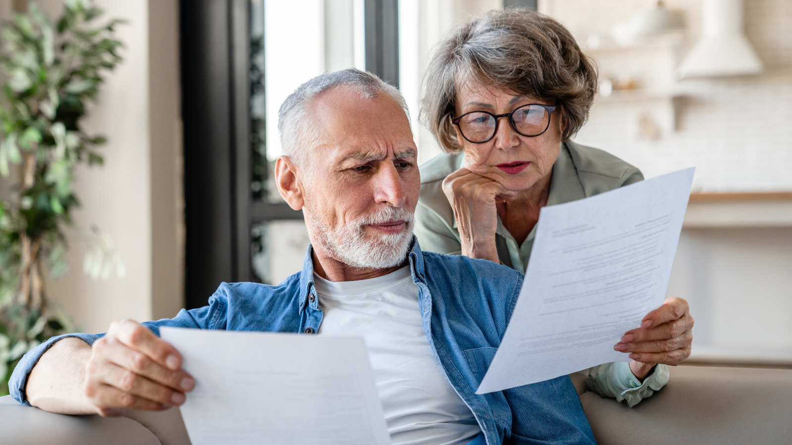 Featured image for Top Homeowners Insurance Companies to Avoid and Cost-Reducing Tips