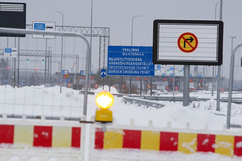 "Poland's Expertise in Securing Borders Assists Finland in Countering Russian Threats"