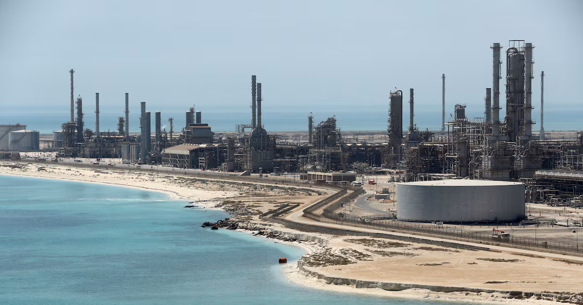 "Saudi Arabia's Oil Cut: Extending 1 Million bpd and Potential Deepening Ahead"