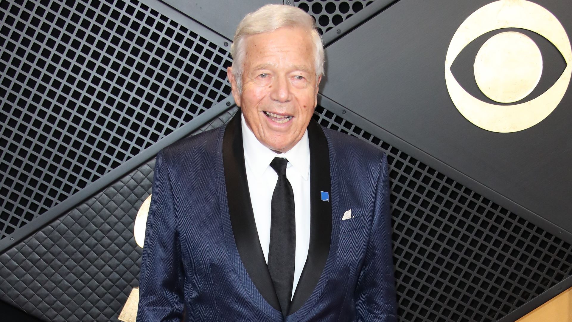 "Patriots Owner Robert Kraft Pushes for Top Quarterback with No. 3 Pick"