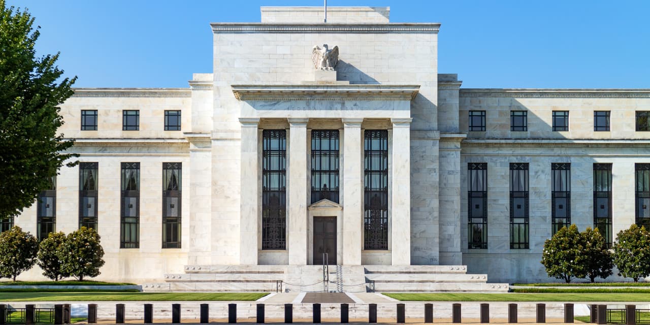 Stocks of First Republic, PacWest, Virgin Orbit, Boxed, Carvana, AMD, and Charles Schwab React to Market News.