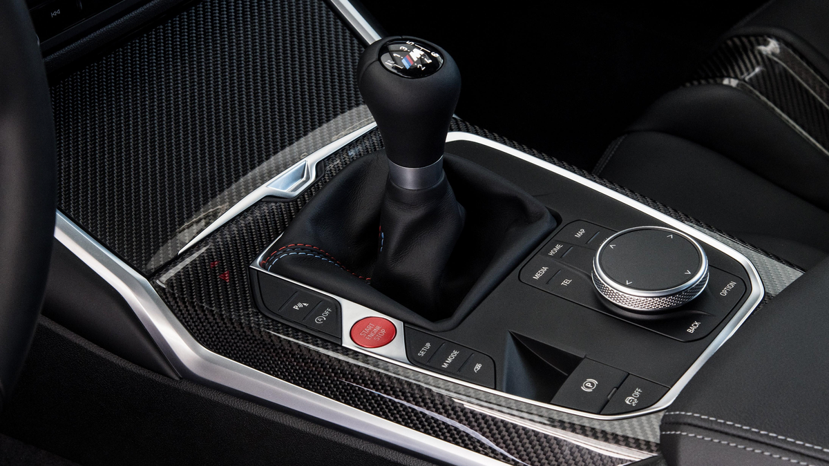 Featured image for "BMW Urges Enthusiasts to Act Fast: Manual Transmission Options Limited for Future Models"