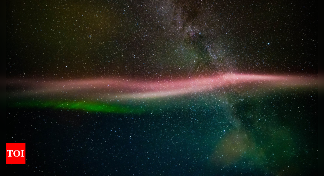 Featured image for "Unveiling the Mysterious Phenomenon: Steve, the Enigmatic Lights in the Sky"