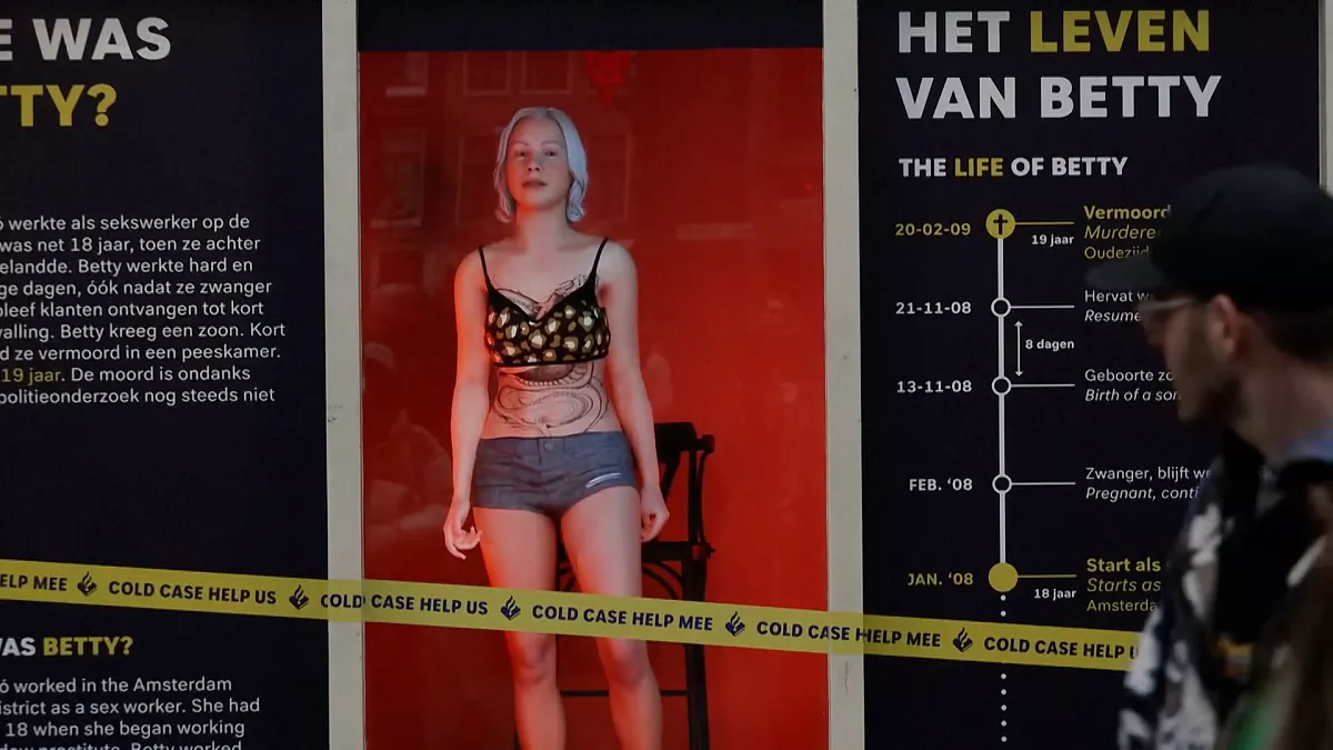 Featured image for Dutch Police Deploy Hologram to Crack Cold Case of Murdered Sex Worker