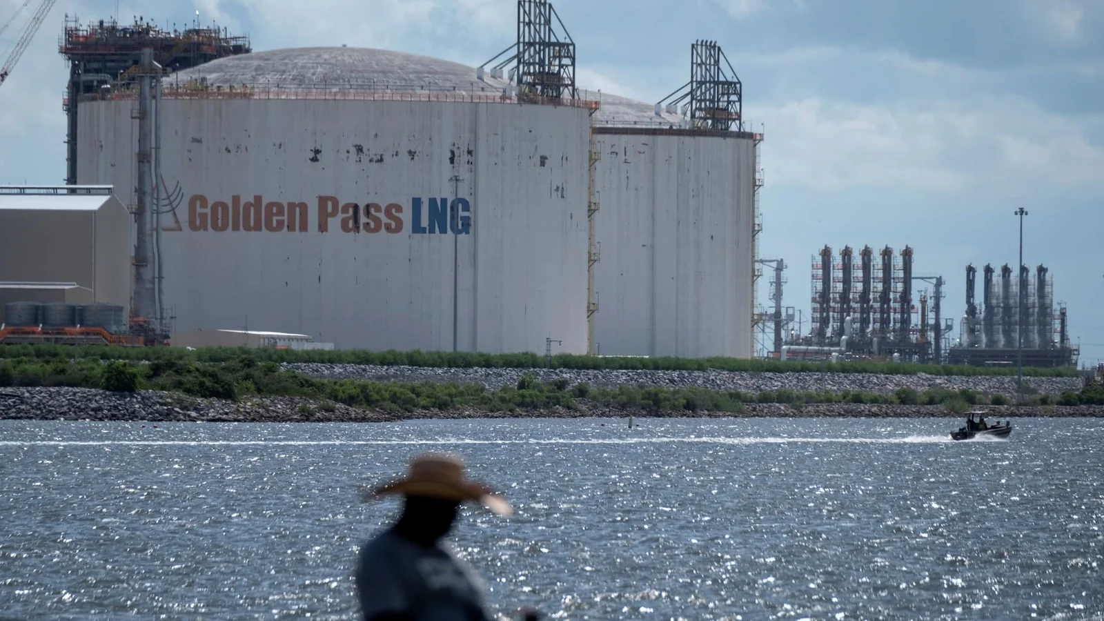 Arctic Chill Sends Natural Gas Prices Higher as US Faces Widespread Cold