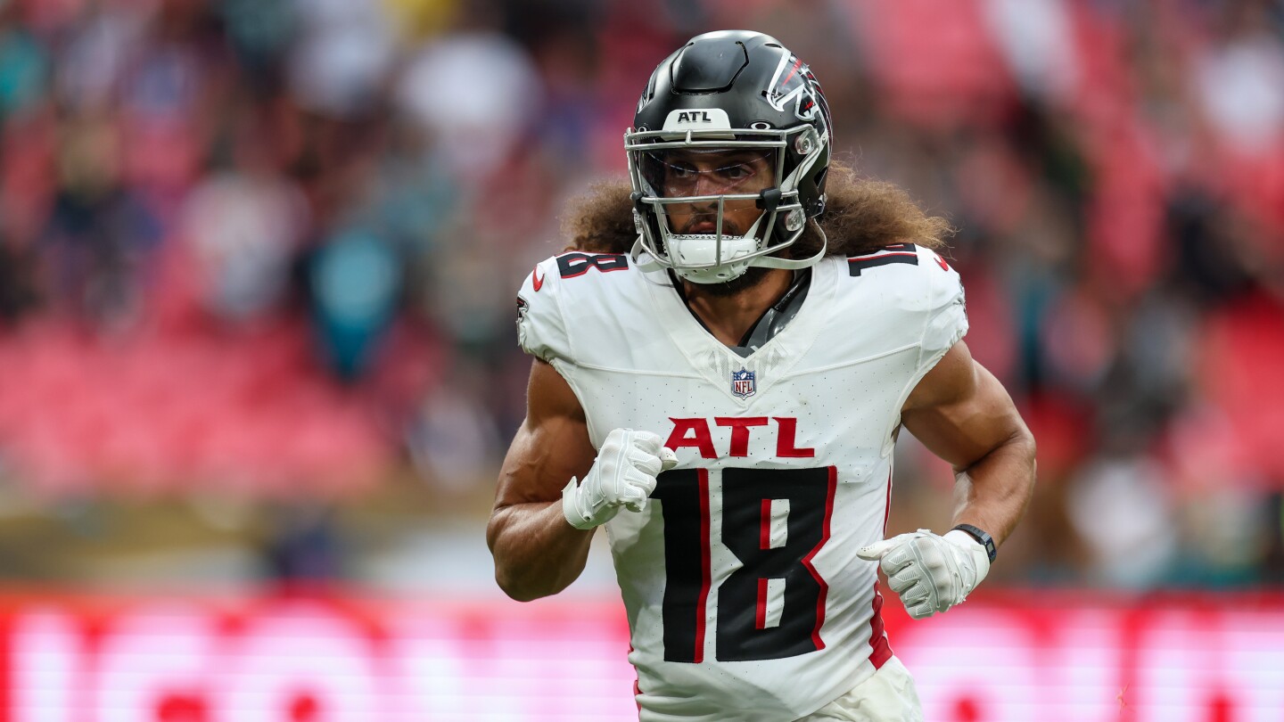 Featured image for "Bills Secure Wide Receiver Mack Hollins in Free Agency Deal"