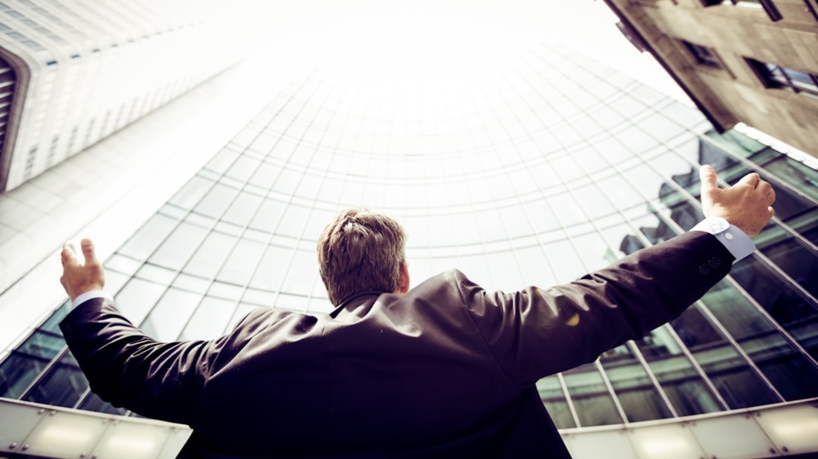 Featured image for Daily Horoscope Insights for June 6-7, 2024