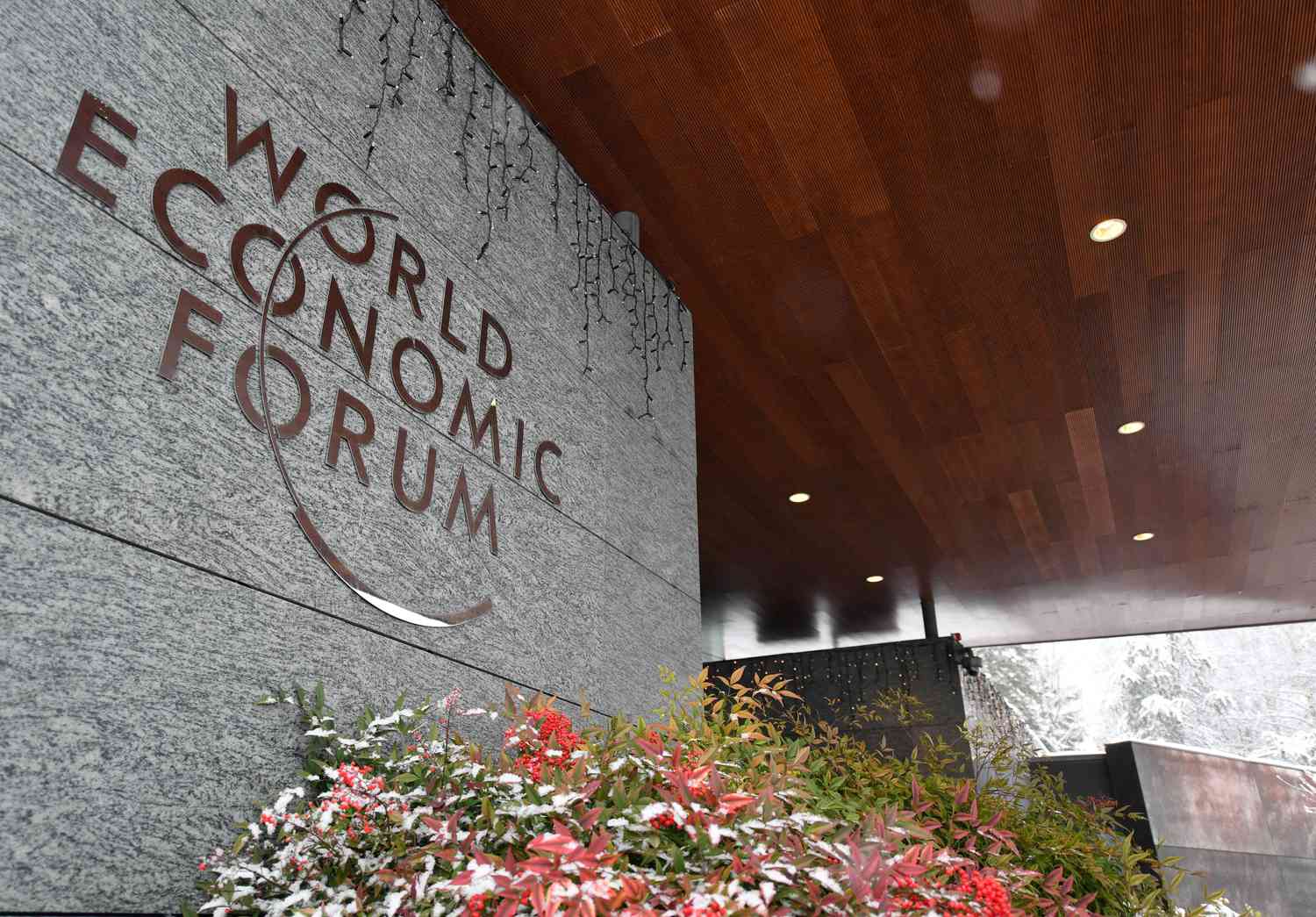 "Market Outlook: Key Reports and Stocks to Watch This Week"