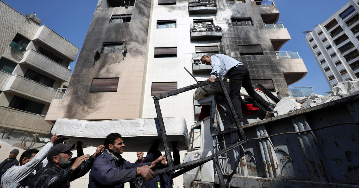 "Israeli Airstrikes Target Hezbollah and Syrian Troops Near Aleppo, Killing Dozens"