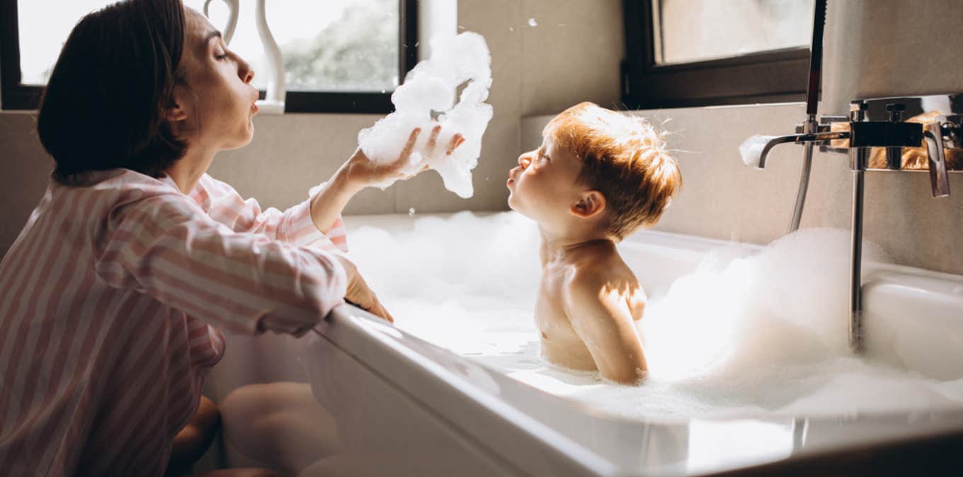 "Mom's Bathtub Cleaning Revelation Shakes Parenting Norms"