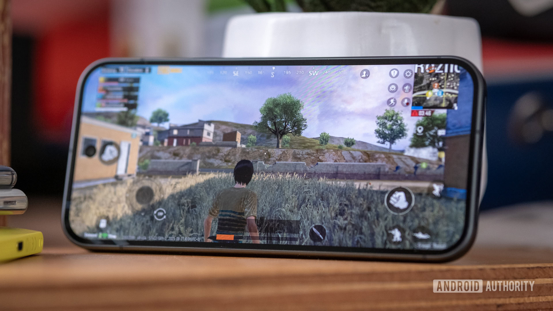 Google Pixel 10 Pro: A Review of Its Gaming, Camera, and Customization Features