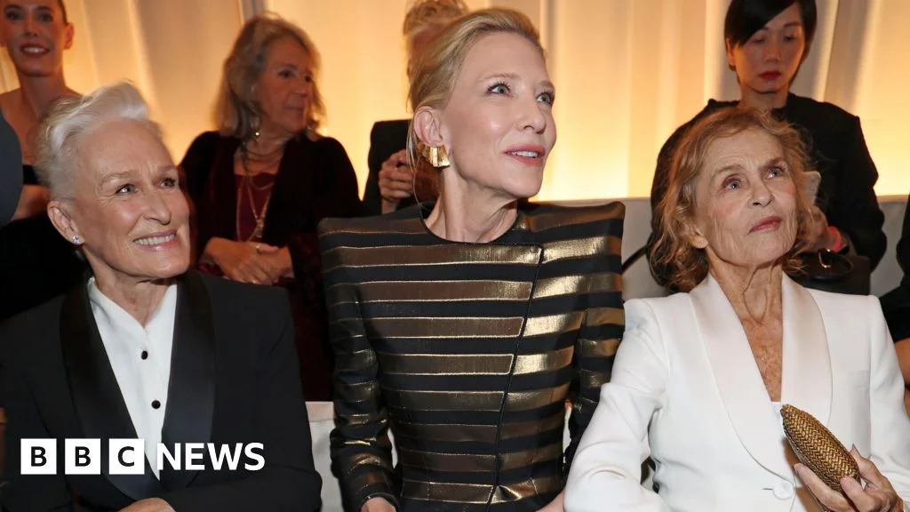 Featured image for Giorgio Armani's Final Milan Show Celebrates Timeless Elegance