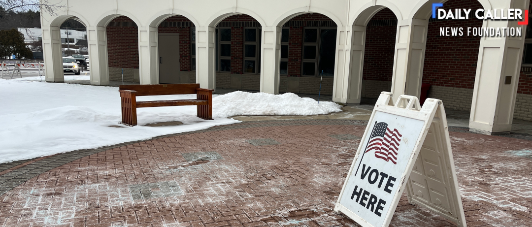 "New Hampshire Voters' Economic Worries Take Center Stage in Primary"