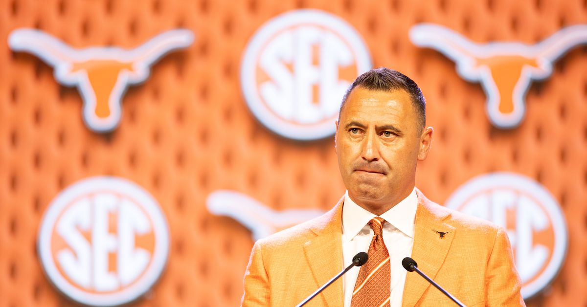 Featured image for Texas Longhorns Aim for Top Recruiting Class Amid Signing Day Buzz